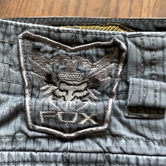 Men’s Fox shirts size 30 - Picture 2 of 5